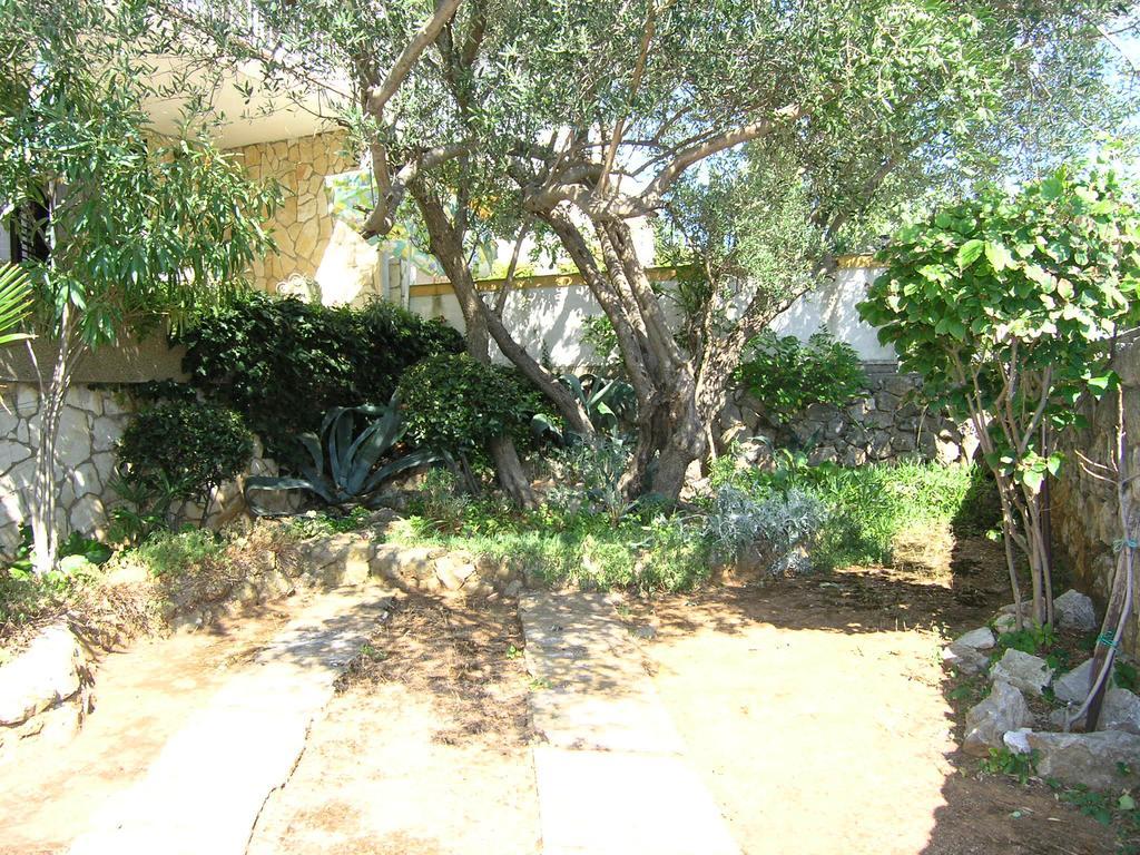 Apartmani Plach Krk Town Exterior foto