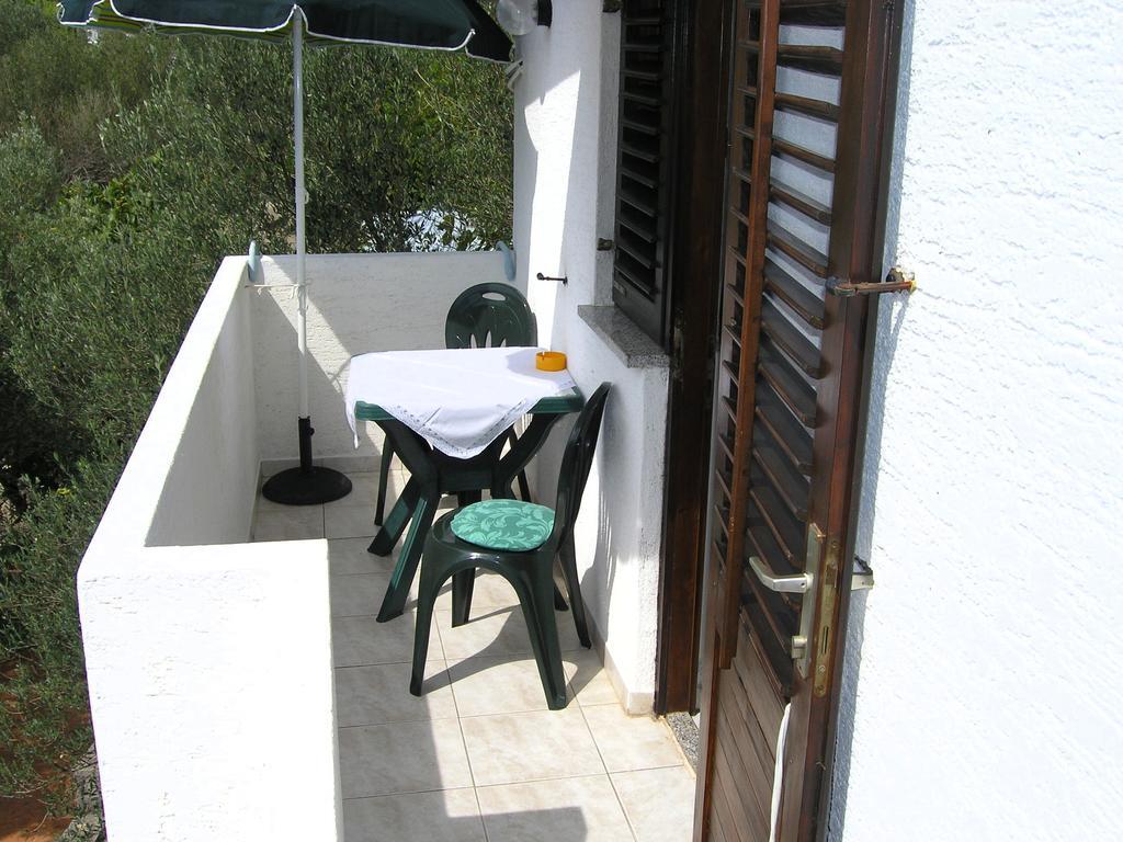 Apartmani Plach Krk Town Exterior foto